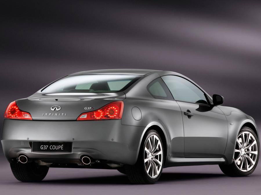  Infiniti G37 S Coupe 2008 года  (EU) (фото 16 из 17)